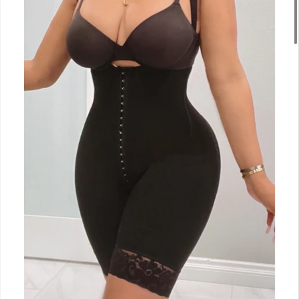 NWT! Cali Curves Colombian Fajas- Curvy Fit Body Shaper (Guitara Shaper) 6129